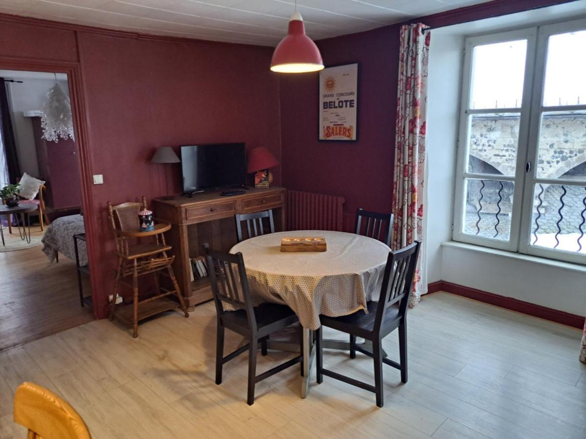 Charmant Appartement Au Coeur Des Volcans D Auvergne Murat  Exterior foto